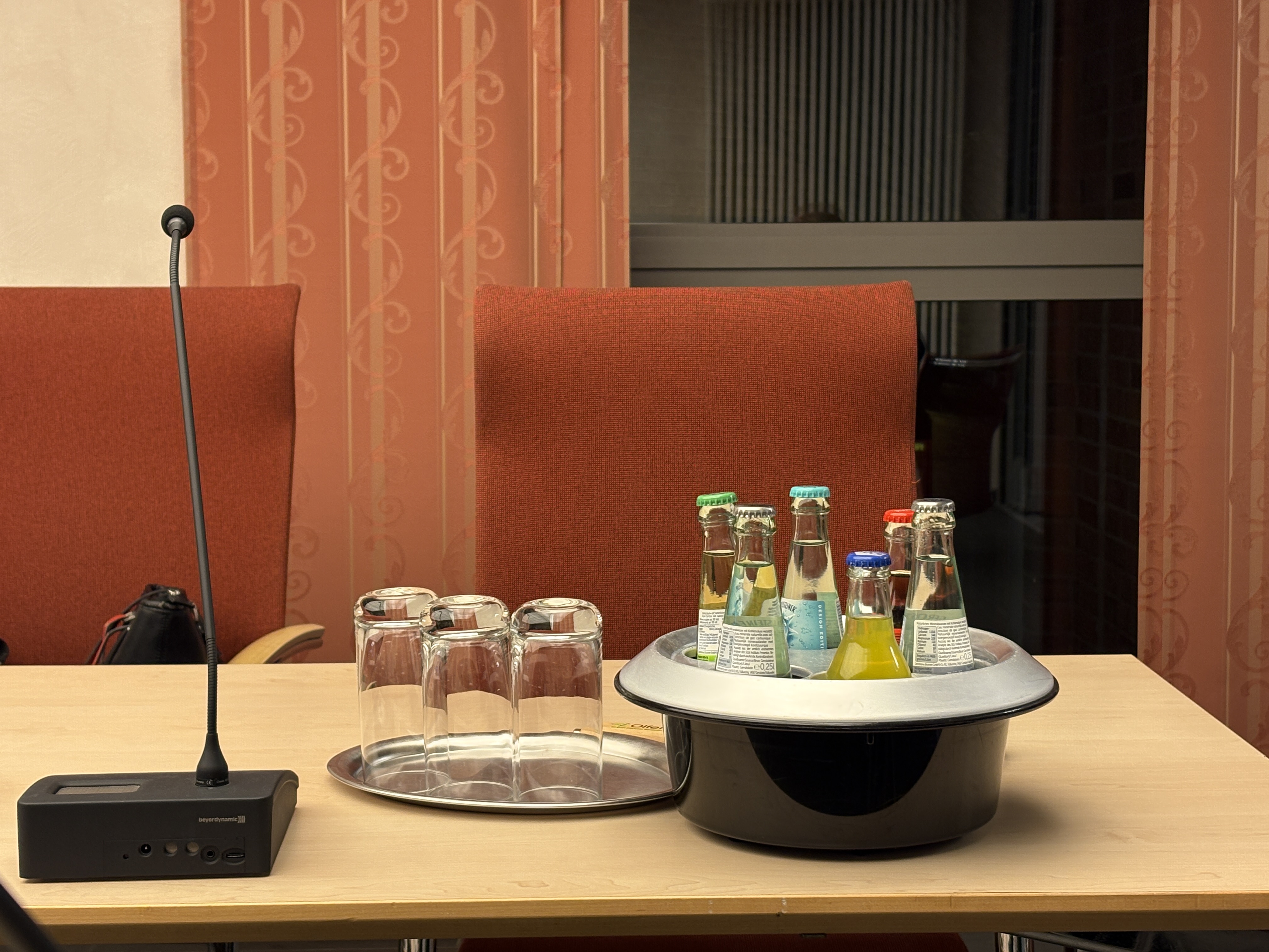 Gleich bei der ersten HFA-Sitzung blieb der Sitz der UWG leer. 